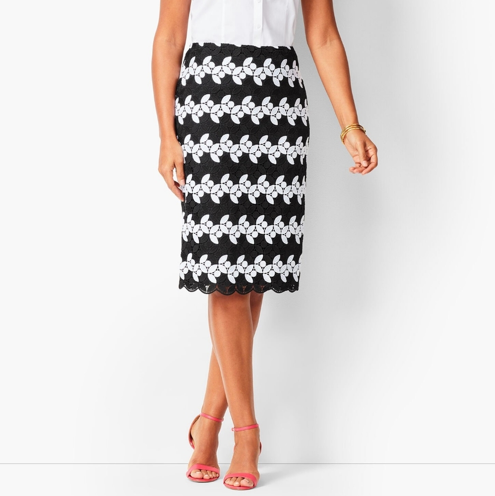 NWT Talbots RSVP Black/White Lace Dot Floral Pencil Skirt 22W - Picture 3 of 5